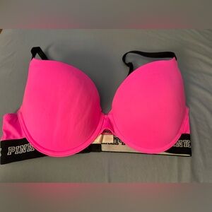 Hit pink / black / Victoria’s Secret pink / wear everywhere push up / 34D
